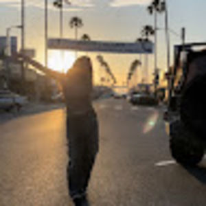 Meet your Posher, Weiwei